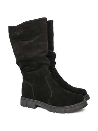 Сапоги из натуральной замши черного цвета